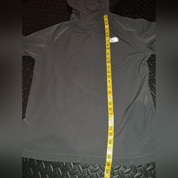 The North Face light weight jacket - Picture 12 of 14